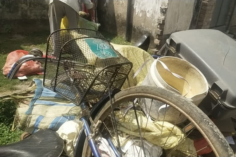 SabujSathi's bicycle solding in Nadia's Shantipur as scrap