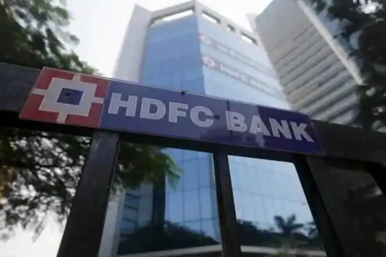 HDFC to sell 10 percent stake in HDFC Capital to ADIA