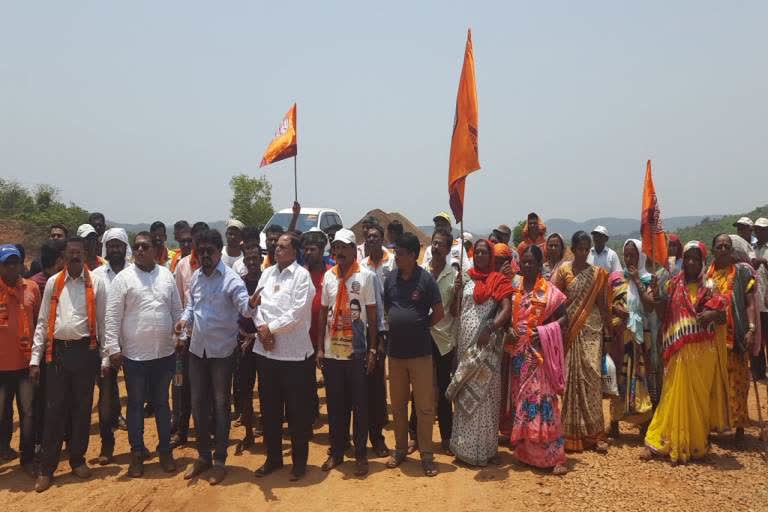 villagers protest jamda dam project