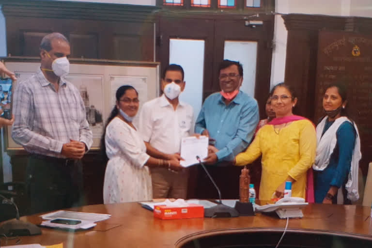 bmc commissioner should fulfill the promise to demand of health workers by letter