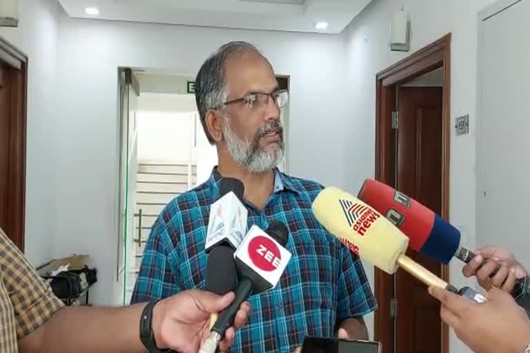 kseb officers association president mg suresh kumar fine  kseb chairman b ashok  kseb strike  കെഎസ്ഇബി ഓഫിസേഴ്‌സ് അസോസിയേഷൻ പ്രസിഡന്‍റ് എംജി സുരേഷ് കുമാർ പിഴ  കെഎസ് ഇബി ചെയർമാൻ സമരം