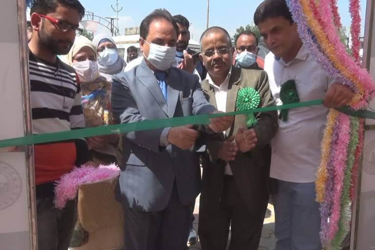 چڈورہ میں ڈائرکٹر محکمہ ہیلتھ نے صحت میلے کا افتتاح کیا