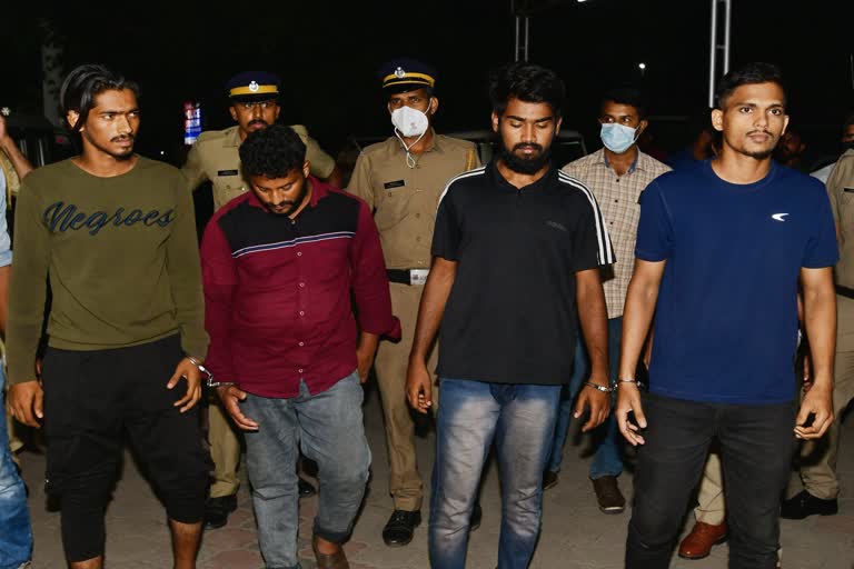 RSS worker Srinivasan murder  Four arrested  ആർ.എസ്.എസ് പ്രവര്‍ത്തകന്‍ ശ്രീനിവാസൻ കൊലപാതകം  നാല് പേർ അറസ്റ്റിൽ