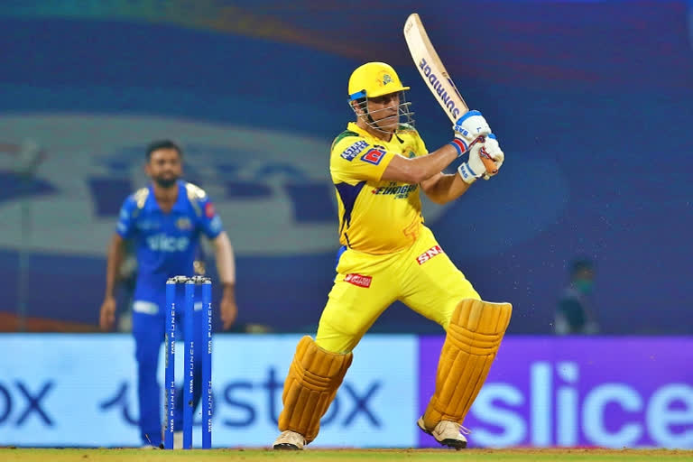 MS Dhoni's last ball boundary helps Chennai Super Kings beat Mumbai Indians by three wickets. For MI, this was seventh loss on the trot.