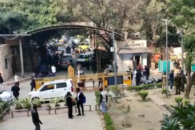 Firing outside delhi Rohini Court today