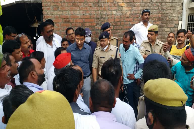 5-people-murdered-in-prayagraj