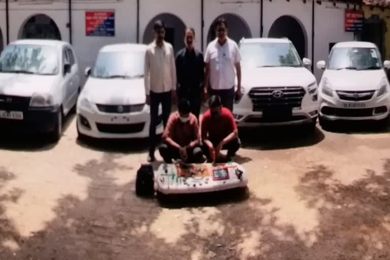 Car theft gang arrested in Delhi after coming from Panipat police recovered seven stolen cars