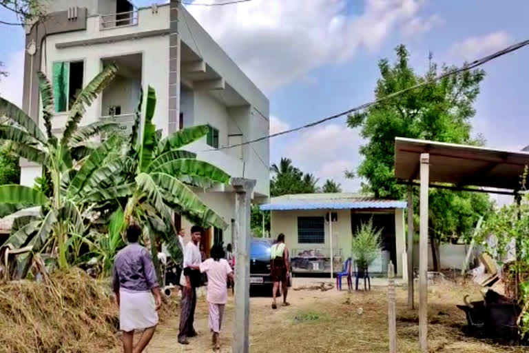 Andhra Pradesh: Man arranged for wife's final rites at house as the cemetery was grabbed