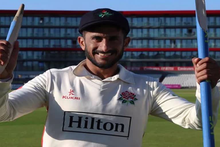 Hasan Ali Breaks Middle Stump