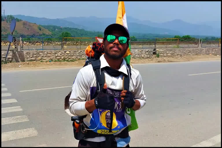 A 100 day walk to remember: On foot from Kolkata to Ladakh, youth covers  1800 km so far