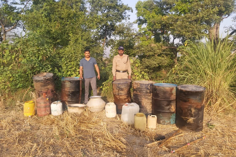 Laksar police action against illegal liquor