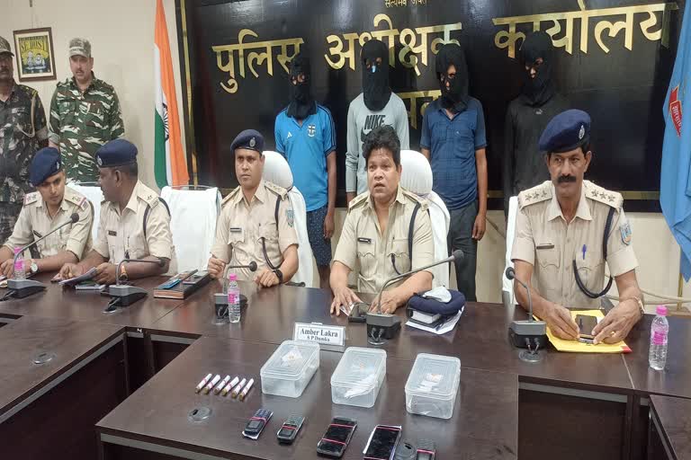 police-revealed-inter-district-gang-four-criminals-arrested-with-weapons-in-dumka