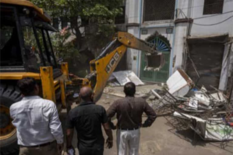 demolition drive in Himmatnagar Gujarat