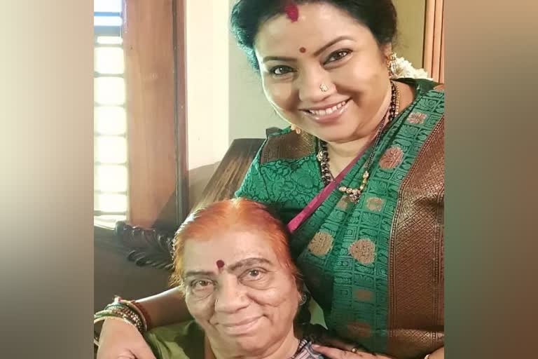 Tara mother pushpa passed away