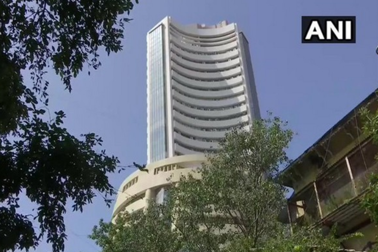 Market Opening Bell: Equity indices open in green  Sensex up by 263 points  sensex and nifty up by 263.68 and 82.00 points respectively  ഇന്ത്യന്‍ ഓഹരിവിപണിയില്‍ ഉയര്‍ച്ച  സെന്‍സെക്‌സ് 263.68 പോയിന്‍റും നിഫ്റ്റി 82.00 പോയിന്‍റും വര്‍ധിച്ചു