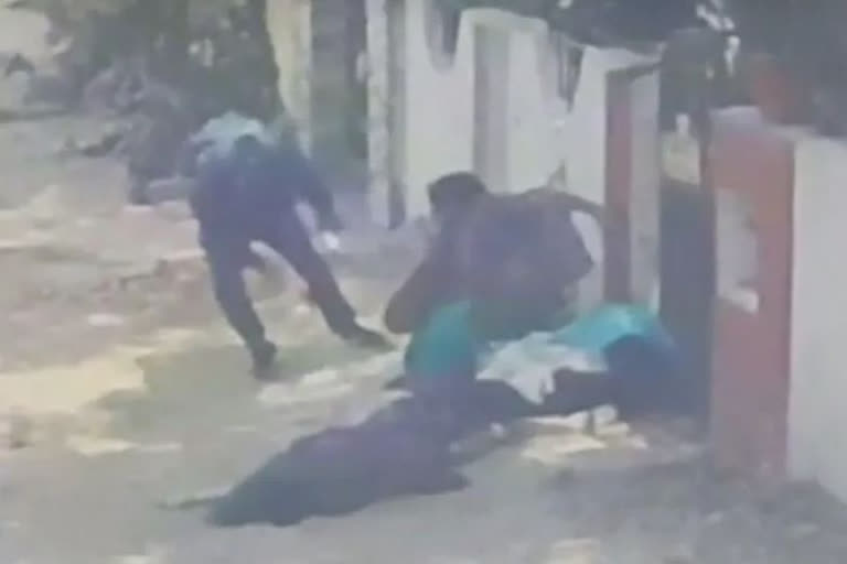 A triple murder caught on camera in the Gardanibagh of Patna had left everyone shocked as a man shot his daughter and ex-wife at point-blank before shooting himself