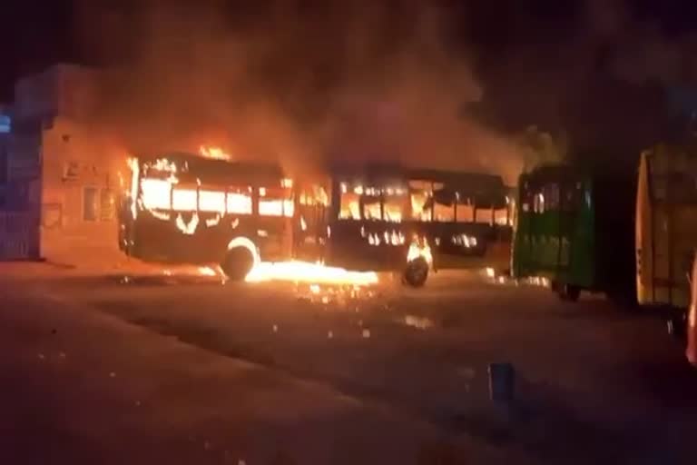 Buses caught fire at Punjab