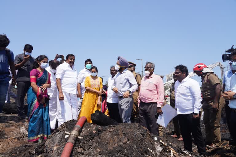 பெருங்குடி குப்பை கிடங்கில் தீ - அமைச்சர் கே.என்.நேரு நேரில் ஆய்வு