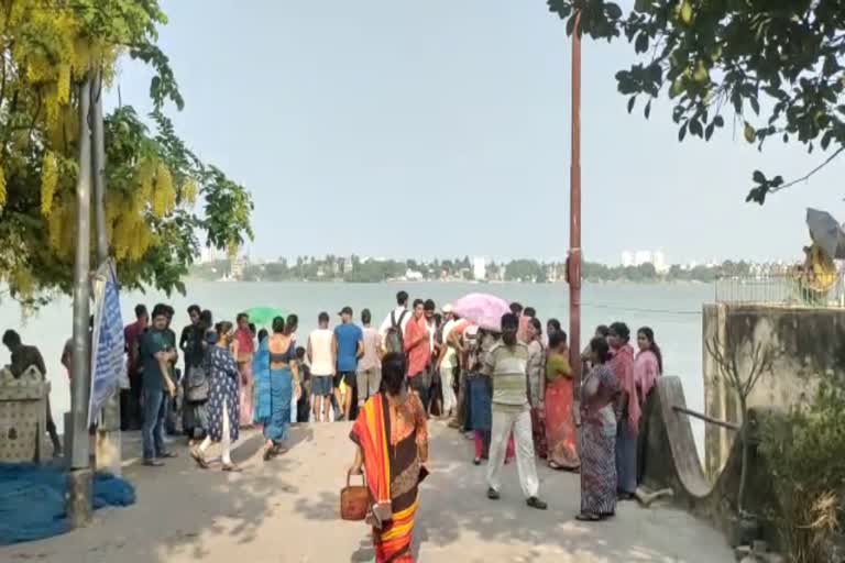 College student drowned in to The Ganga