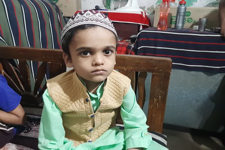 five-year-old-child-fast-in-ramadan-in-hazaribag