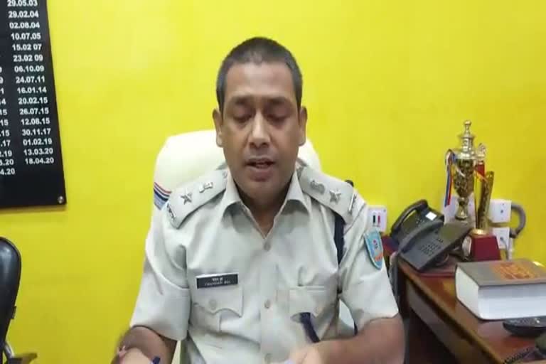 two-members-including-zonal-commander-in-bokaro-who-collected-levy-arrested