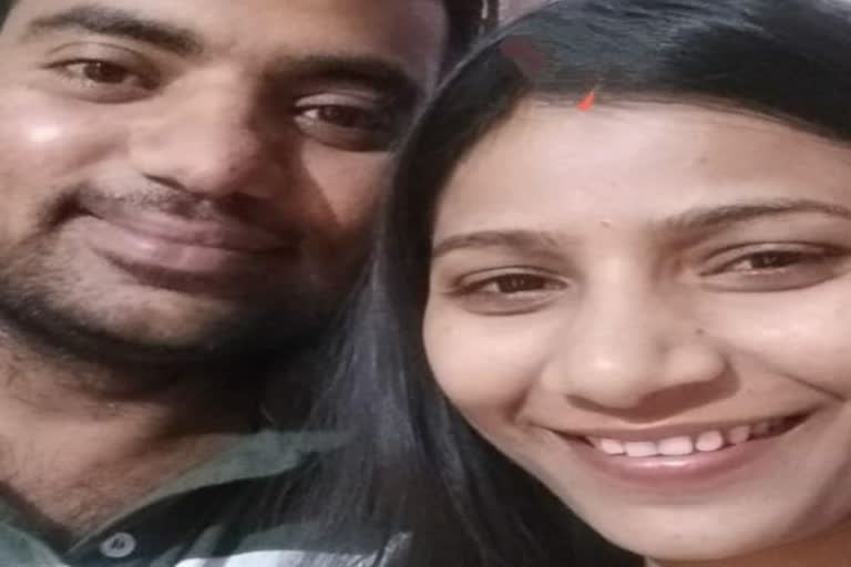 wife-wrote-a-letter-of-suicide-after-her-husband-diagnosed-cancer-and-both-hanged-themselves-in-noida