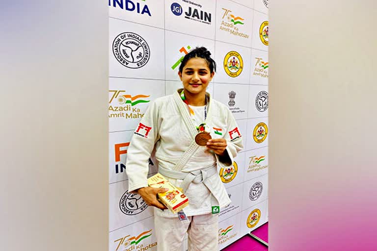 Khelo India University Games 2021  KIUG 2021  Judokam  Preeti Gulia  Unnati Sharma  Judo  खेलो इंडिया यूनिवर्सिटी गेम्स 2021  केआईयूजी 2021  प्रीति गुलिया  उन्नित शर्मा  जूडो  खेल समाचार  Sports News  लवली प्रोफेशनल यूनिवर्सिटी  सरताज सिंह तिवाना  यूनिवर्सिटी गेम्स  बॉक्सिंग टीम