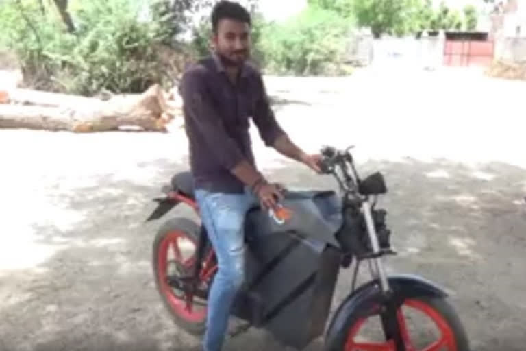 Rajasthani youth modified old bike into new electronic bike in just Rs 20