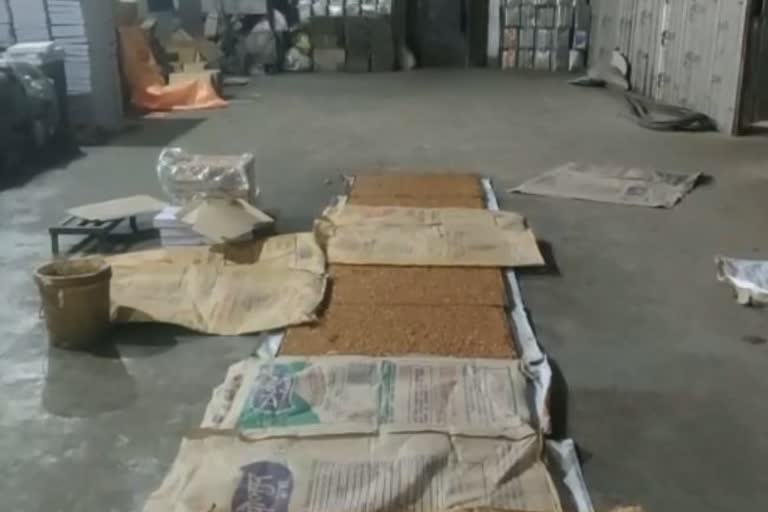 Raid on fake Mawa and Cake factory warehouse