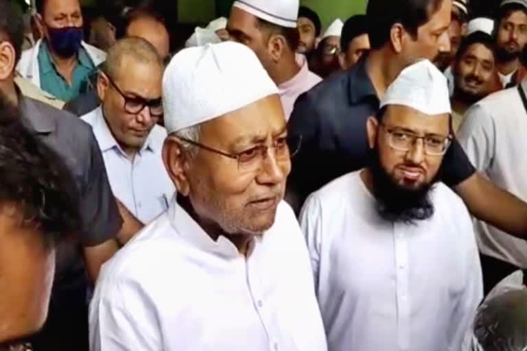 CM Nitish Kumar greeted people of bihar on eid 2022