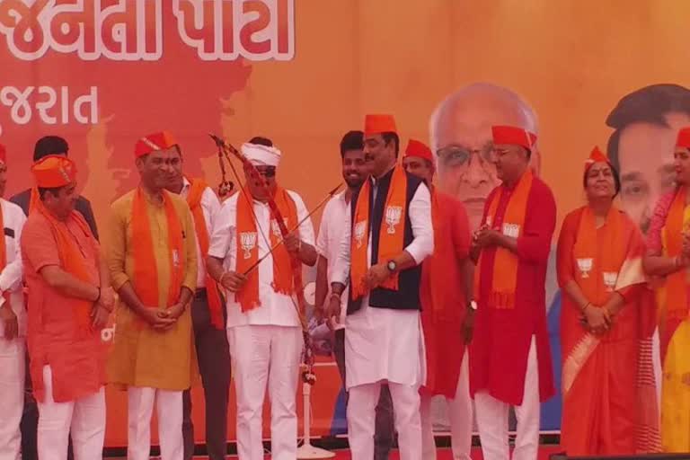 Ashvin Kotwal Joins BJP : અશ્વિન કોટવાલે કયા શબ્દોમાં પીએમ મોદીના વખાણ કર્યાં જાણો