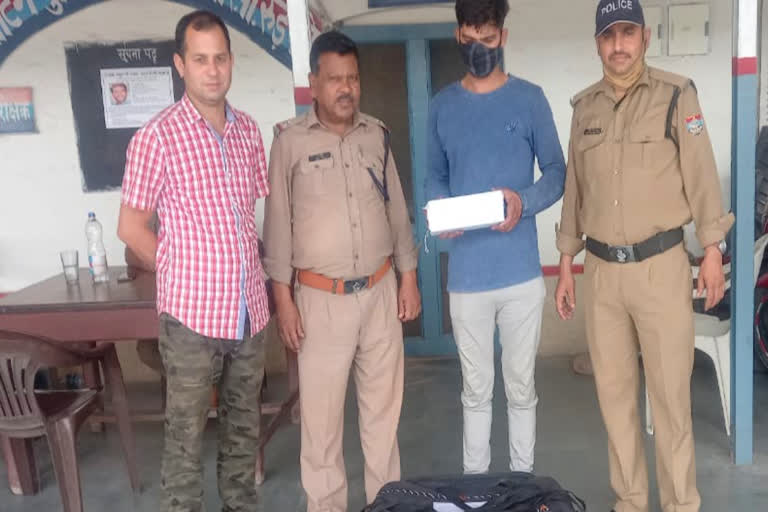 Liquor smuggler arrested in Laksar