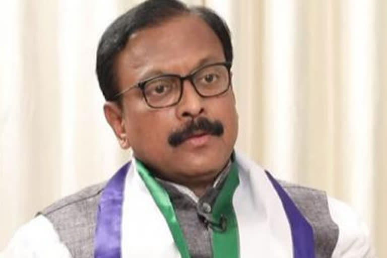 YSRCP MP sanjeev kumar cheated by cyber criminal