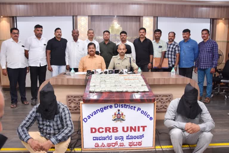 Davanagere police arrested two interstate money robbers