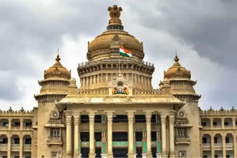 three-ips-officers-transferred-by-karnataka-government