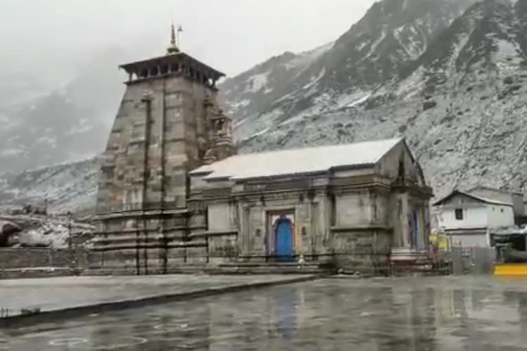 snowfall in Kedarnath Dham