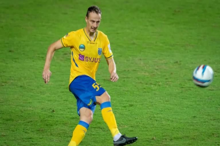 Kerala Blasters extends contract with Croatian defender Marko Leskovic  Kerala Blasters  ISL news  Marko Leskovic  Kerala Blasters Croatian defender Marko Leskovic  മാര്‍ക്കോ ലെസ്‌കോവിച്ച്  മാര്‍ക്കോ ലെസ്‌കോവിച്ചുമായുള്ള കരാര്‍ കേരള ബ്ലാസ്‌റ്റേഴ്‌സ് ദീര്‍ഘിപ്പിച്ചു  കേരള ബ്ലാസ്‌റ്റേഴ്‌സ്