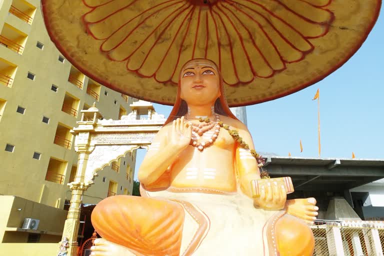 Adi Sankaracharya Jayanti: સનાતન ધર્મના સ્થાપક આદી જગતગુરુ શંકરાચાર્યની આજે છે જયંતી