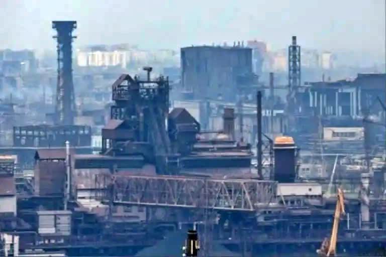 Mariupol steel mill battle rages as Ukraine repels attacks