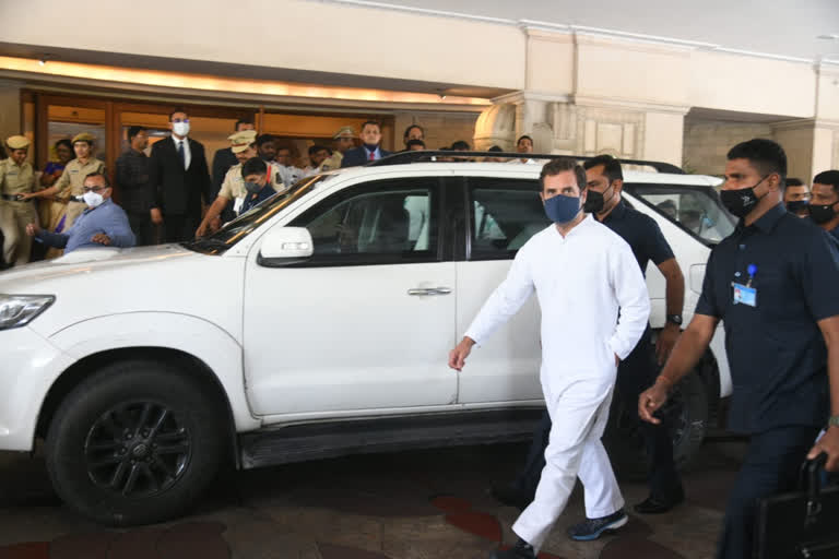 rahul-gandhi-spending-busy-in-hyderabad-in-the-part-of-telangana-tour-second-day