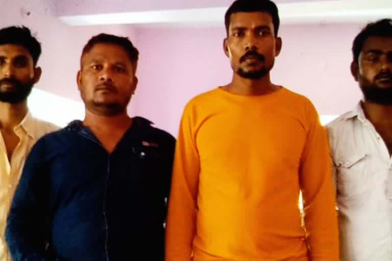 Four members of dablu Singh gang arrested for extortion