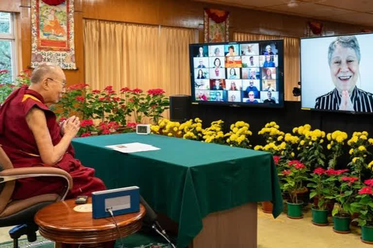 Dalai Lama congratulates Professor Lia Diskin