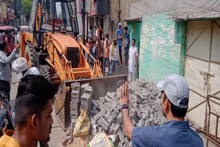 encroachment removal action in raipur