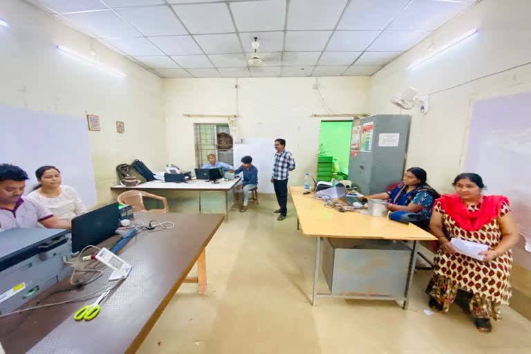 aadhar card service center