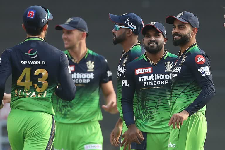 IPL 2022  RCB win Green Jersey Match against SRH  royal challengers bangalore Green Jersey  സണ്‍റൈസേഴ്‌സ് ഹൈദരാബാദ്  റോയൽ ചലഞ്ചേഴ്‌സ് ബാംഗ്ലൂർ  റോയൽ ചലഞ്ചേഴ്‌സ് ബാംഗ്ലൂർ പച്ച ജേഴ്‌സിയില്‍ ജയിച്ചു