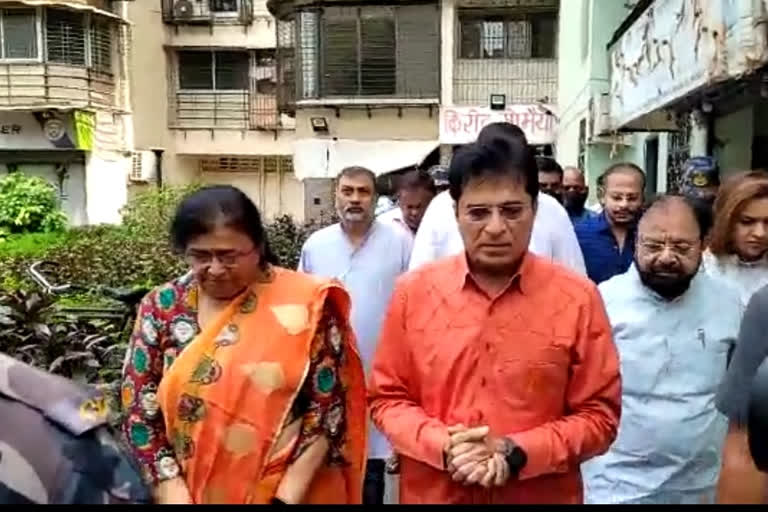 Kirit Somaiyas wife Dr medha somaiya filed FIR against Shivsena MP Sanjay Raut