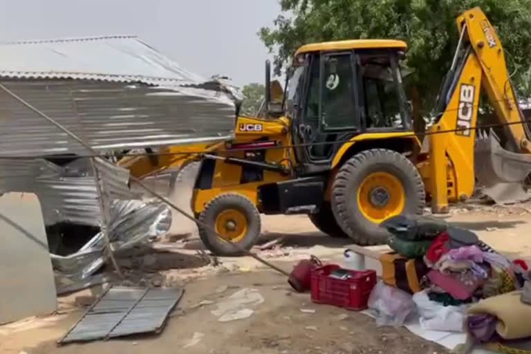 Bulldozers demolished slums in Gurugram