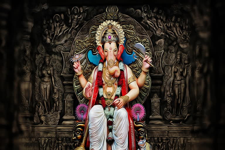 Unique Ganpati is sitting in Dantewada