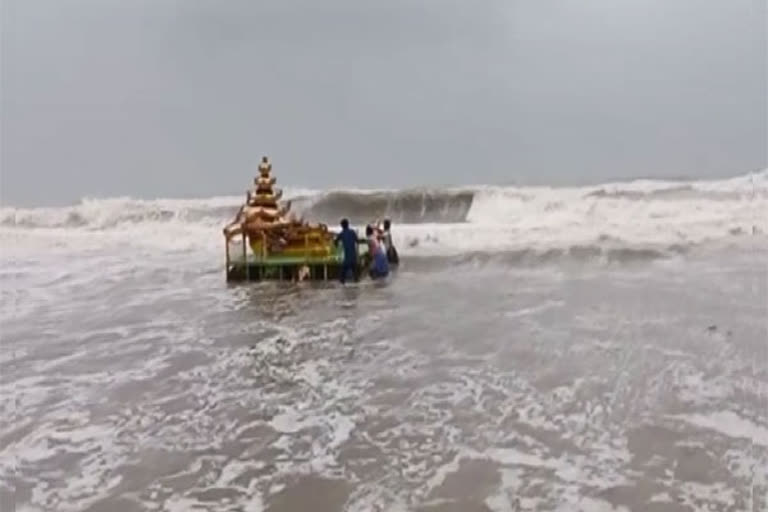 The mysterious chariot washed ashore at Sunnapalli coast on Tuesday evening. The structure resembles the shape of a monastery