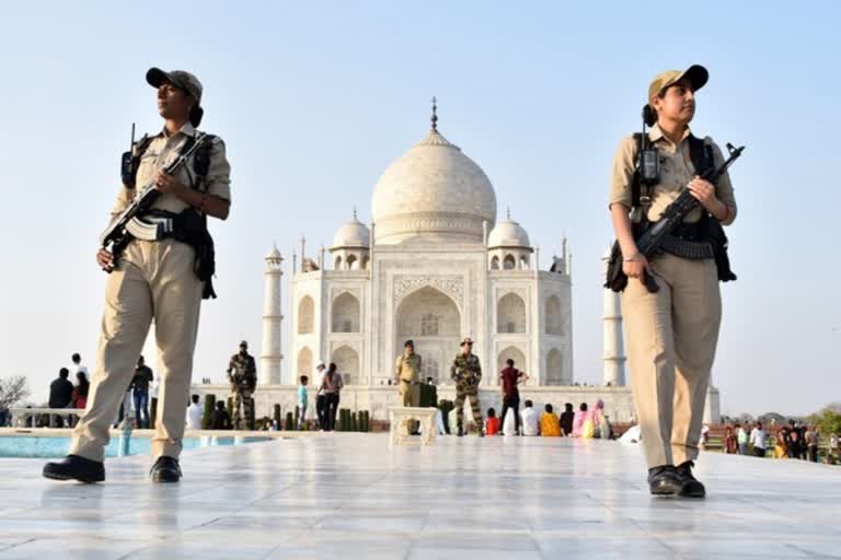 PIL on Taj Mahal News